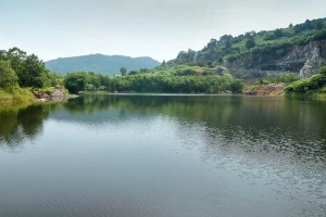 Hồ Đá Ma Thiên Lãnh