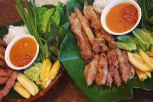 Quán Ăn Hoa Béo - Nem Nướng Nha Trang
