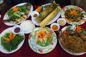 Quán Ăn Hoa Đăng Tửu Phùng