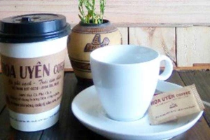 Hoa Uyên Coffee & Flower