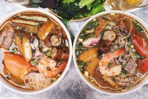 Quán Ăn Hoàng Linh - Bún Hải Sản