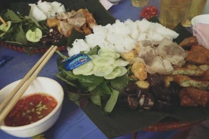 Quán Ăn Hoàng Vũ Quán - Bún Đậu, Ốc Đồng & Trứng Vịt Lộn