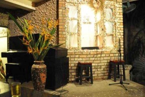 Phòng Trà Nha Trang - Cafe Hòn Kiến Nha Trang