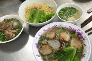 Quán Ăn Hồng Em - Mì Xí Mứng