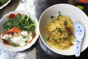 Quán Ăn Hồng Ký Mì Gia - Nguyễn Chí Thanh