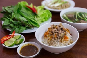 Quán Ăn Hồng - Phở Khô Gia Lai