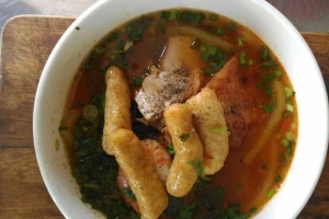 Quán Ăn Hồng Tâm - Bánh Canh Bình Dân