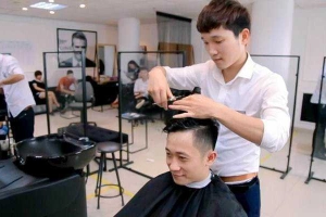 Hớt Tóc Khánh Huyền