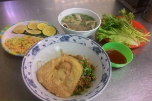 Quán Ăn Hủ Tiếu A Hòa - Phan Văn Trị