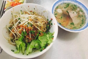 Quán Ăn Hủ Tiếu Bà Thu