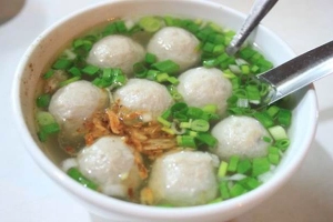 Quán Ăn Hủ Tiếu Bò Viên A Kẽm