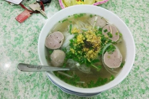 Quán Ăn Hủ Tiếu Bò Viên Bình Phú