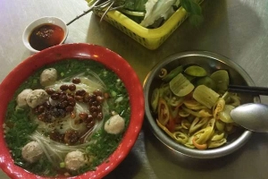 Quán Ăn Hủ Tiếu Bò Viên - Lê Quang Định