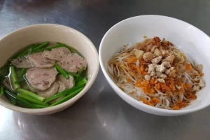 Quán Ăn Hủ Tiếu Cô Dung