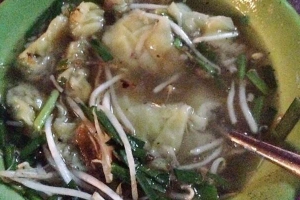 Quán Ăn Hủ Tiếu Gõ Nguyễn Văn Lượng