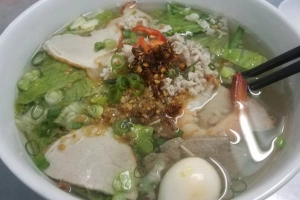 Quán Ăn Hủ Tiếu - Hẻm 84 Tên Lửa