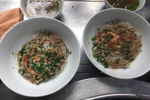 Quán Ăn Hủ Tiếu Khô Sốt Cà, Bánh Canh & Cháo Lòng