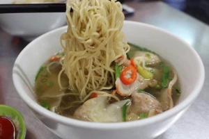 Quán Ăn Hủ Tiếu Mì Hoành Thánh - Trần Tuấn Khải
