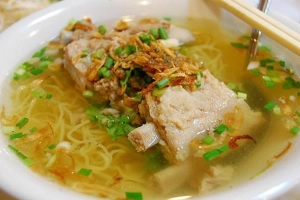 Quán Ăn Hủ Tiếu Mì Hùng Ký - Tôn Thất Thuyết