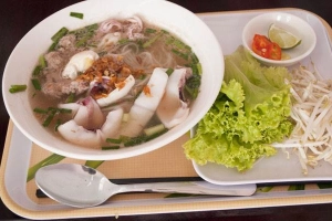 Quán Ăn Hủ Tiếu Mực Ông Già Cali - Phan Xích Long
