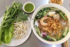 Quán Ăn Hủ Tiếu Mực Rau Câu