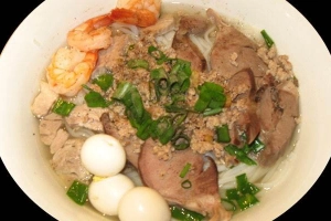 Quán Ăn Hủ Tiếu Nam Vang - Chợ Phú Nhuận