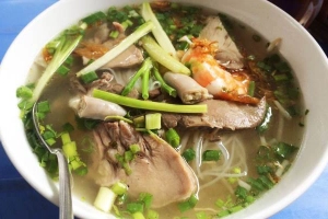 Quán Ăn Hủ Tiếu Thập Cẩm Bình Dân