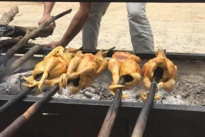 Huệ Đà - Gà Đồi Nướng
