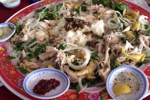 Quán Ăn Hùng My Quán - Gà Lên Mâm