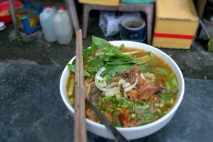 Quán Ăn Hùng Nguyệt - Hủ Tiếu Nam Vang & Bò Kho