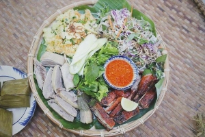 Quán Ăn Hùng Vịt Cầu Dứa - Hàn Thuyên