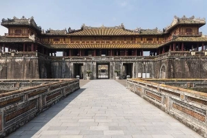 Huong Giang Tourist