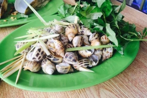 Quán Ăn Hương Hà Nội - Cơm, Phở & Hải Sản Tươi Sống