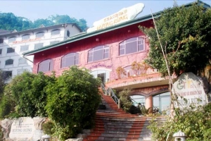 Hương Rừng Hotel