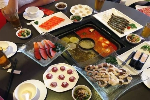 Nhà Hàng Hutong - Hot Pot Paradise - Vincom Center Phạm Ngọc Thạch