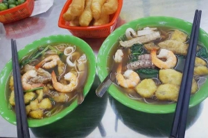 Huy Chiên - Bún Hải Sản