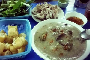 Quán Ăn Huyền Trang - Cháo Lòng, Tiết Canh