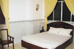 Huỳnh Gia Hotel - Nguyễn Cửu Vân