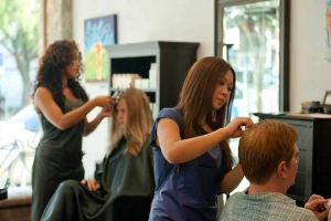 Huỳnh Hair Salon