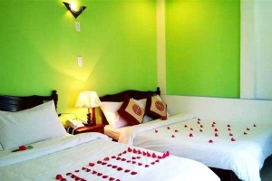 I - Hotel