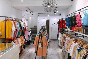 In Here - Phố Huế