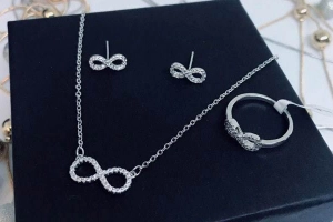 Jimmy & Charice Accessories - Thái Hà