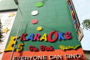 Karaoke E5