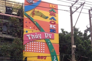 Karaoke Thúy Vy - Phạm Thế Hiển