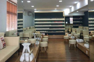 Kelly Nail - Steam & Sauna Nano