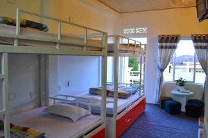 Ken's House Backpackers