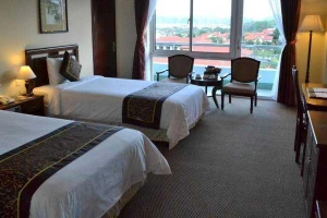 Kenny Hotel