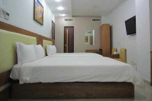 Khách Sạn Danh Uy - Nguyễn Tri Phương