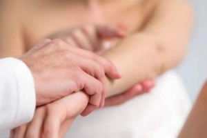 Khám Chuyên Khoa Da Liễu - Hồ Bá Kiện