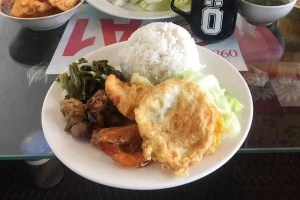 Quán Ăn Khánh Linh - Cơm Ngon Tự Chọn